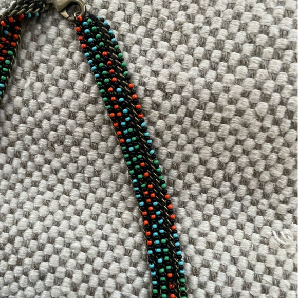Beaded and embroidered necklace - Picture 4 of 4
